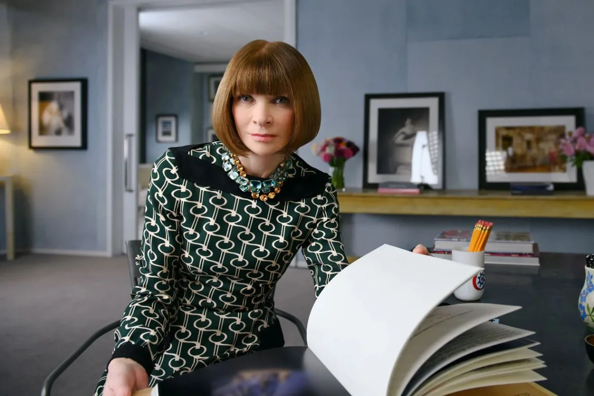 Pet modnih komada koje svaka žena treba imati u ormaru: Evo šta savjetuje Anna Wintour