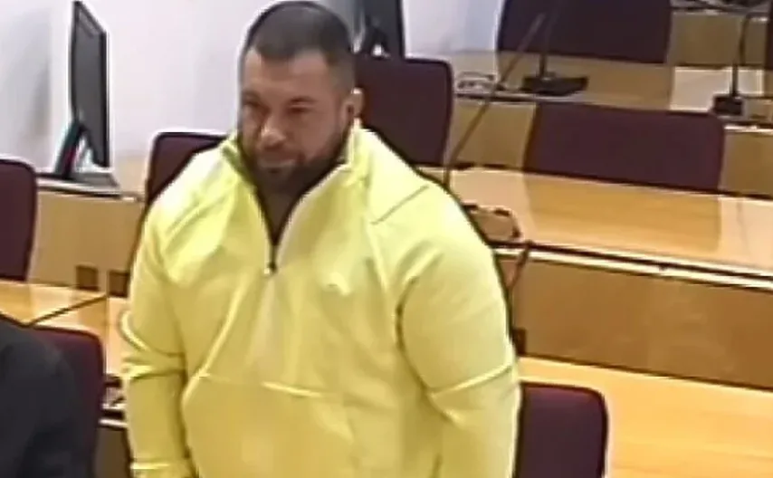 SUD BIH UBLAŽIO MJERE ZABRANE PREMA ADMIRU ARNAUTOVIĆU