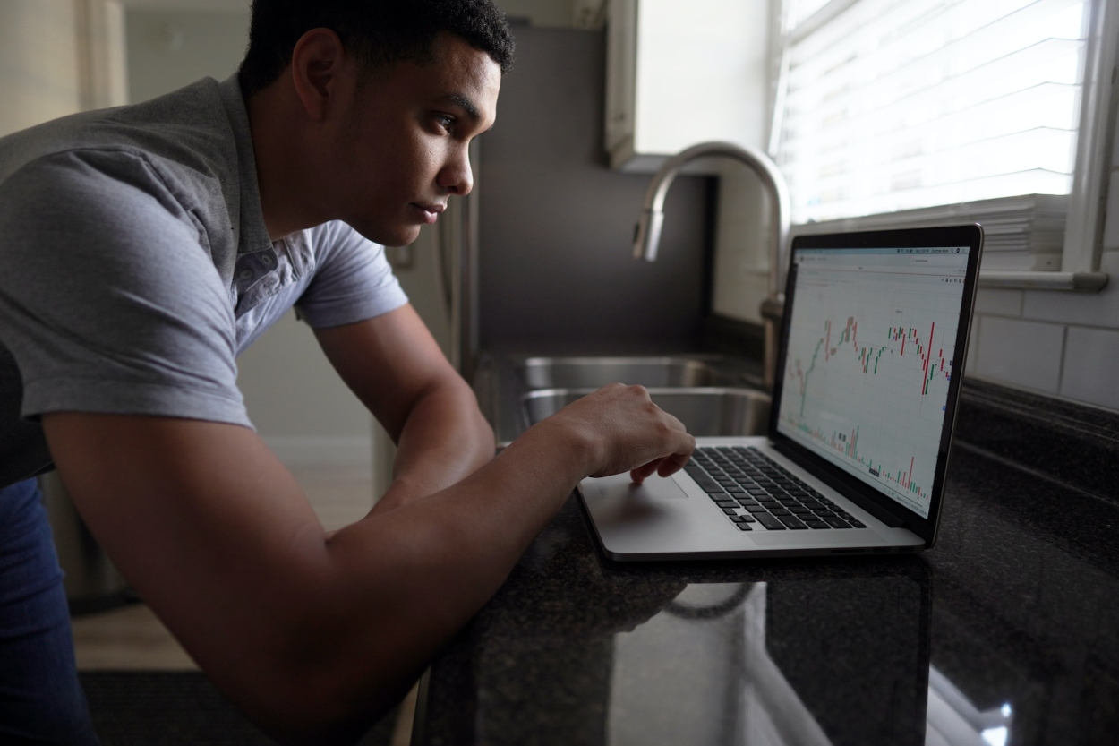 7 strategija za pretvaranje vašeg hobija u profitabilan online posao