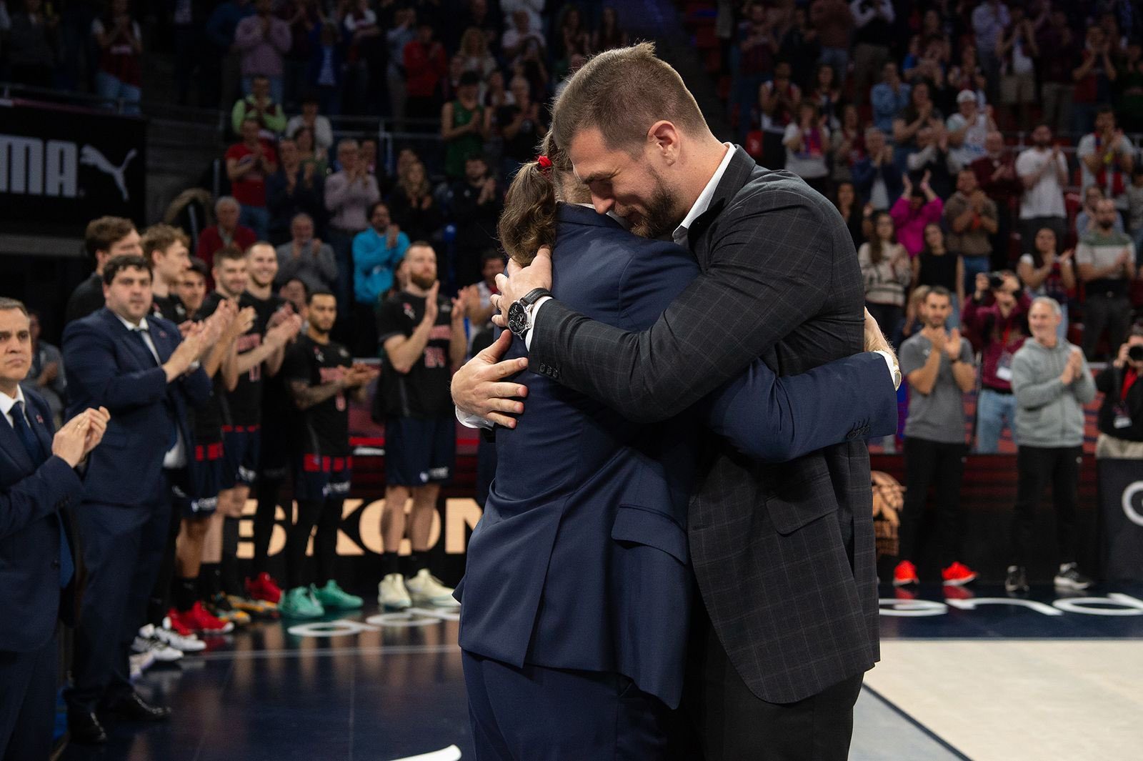 Baskonia povukla dres legendarnog centra (VIDEO)