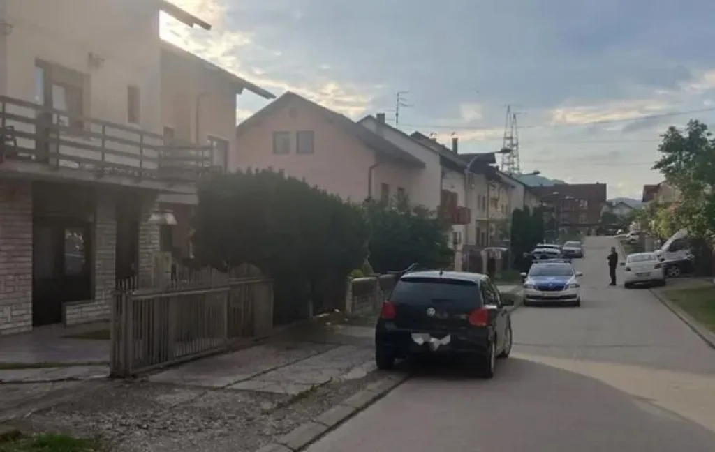 ODMOTAVA LI SE KLUPKO FILMSKE PLJAČKE? KRADLJIVCI TOKOM BJEKSTVA PROMIJENILI VIŠE VOZILA