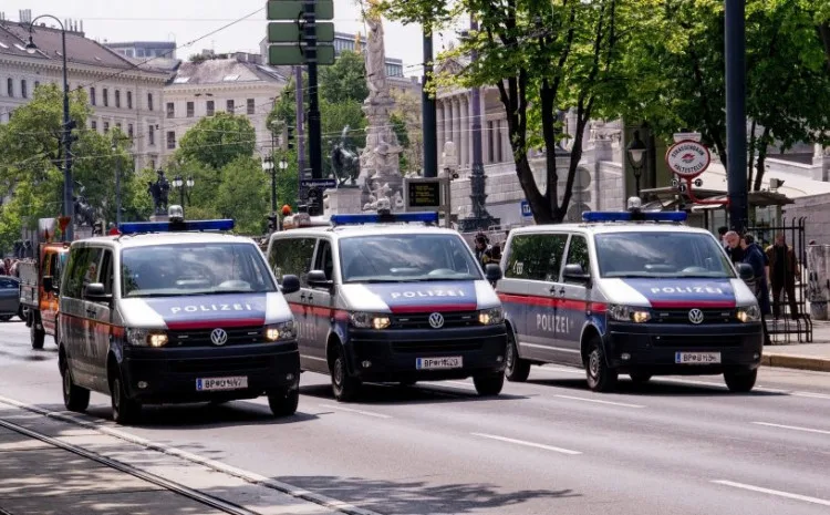 POLICIJA ‘RAZBILA’ KRIMINALCE: UHAPŠENE 23 OSOBA A NA ČELU BIO BOSANAC