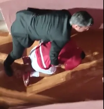 Skandal u Rimu: Đoković pogođen flašom punom vode VIDEO