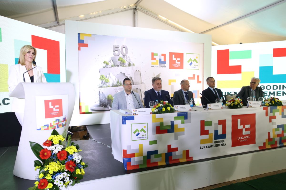 Održana konferencija za medije povodom 50. rođendana Lőrinca Mészárosa prilikom njegovog prvog posjeta Lukavac Cementu – Poslovne novine