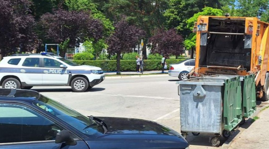 Novi detalji: Beba koja je pronađena u kontejneru u Bugojnu rođena živa, policija traga za majkom.