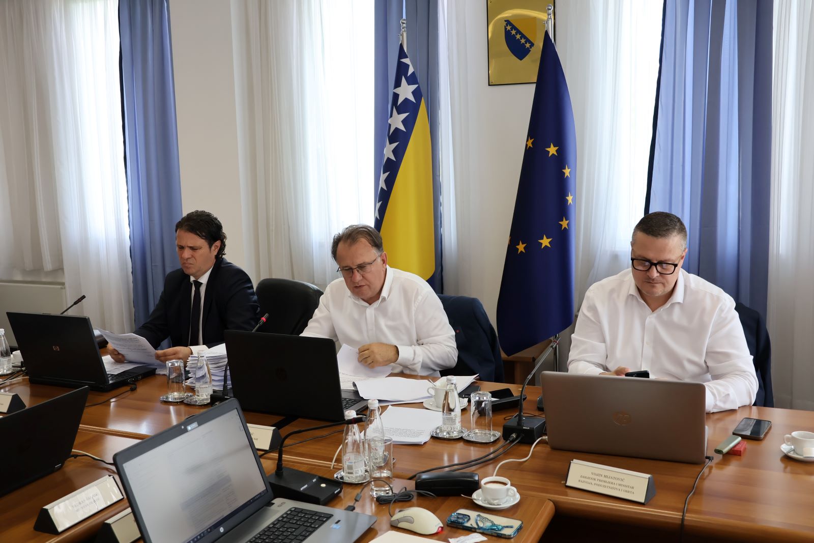 Usvojene Smjernice ekonomske i fiskalne politike – Poslovne novine