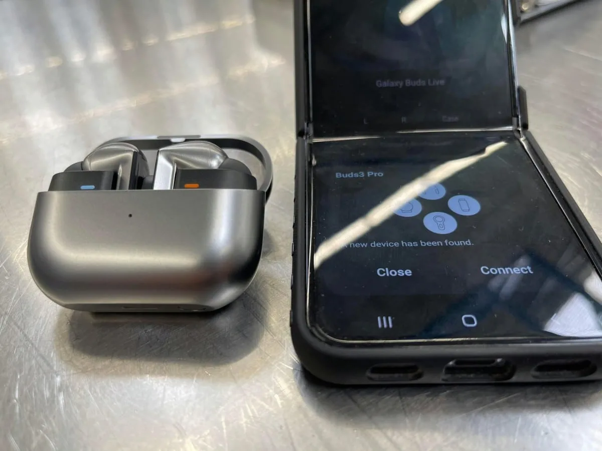 Samsung Galaxy Buds 3 (Pro) slušalice uživo.
