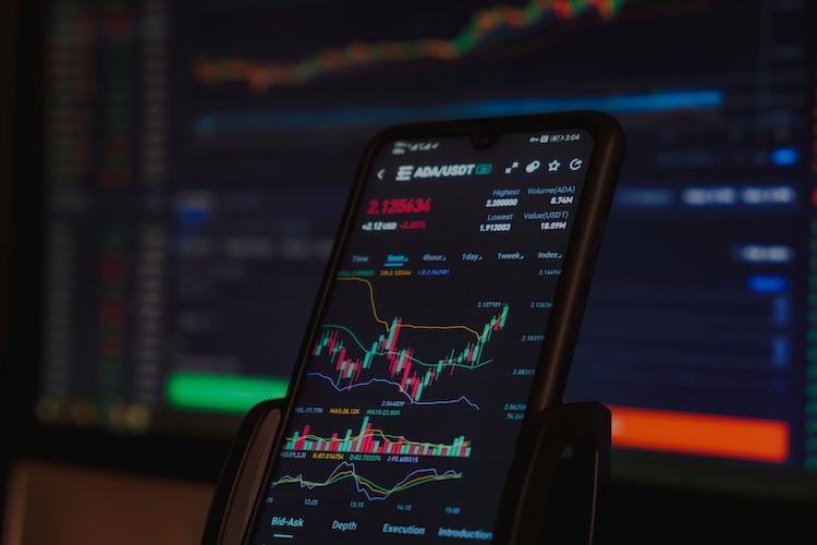 Kriptovalute i regulacija: Utjecaj na globalni financijski sustav i nužnost regulatornog okvira kriptovalute i regulacija: utjecaj na globalni financijski sustav i nužnost regulatornog okvira