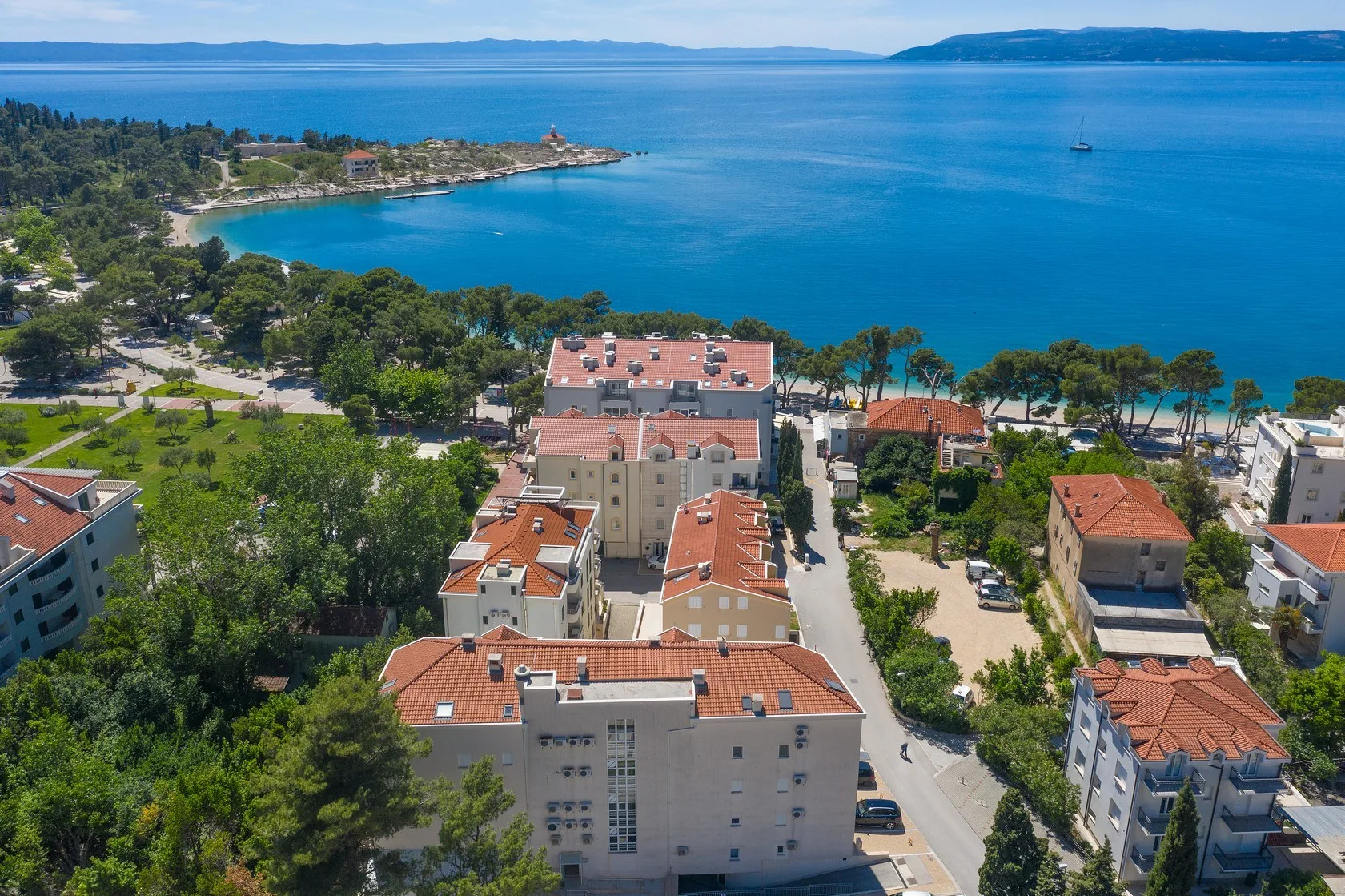 Inspektori obilježavaju apartmane, Makarska rivijera pod udarom, u prevari uključeni i Bosanci