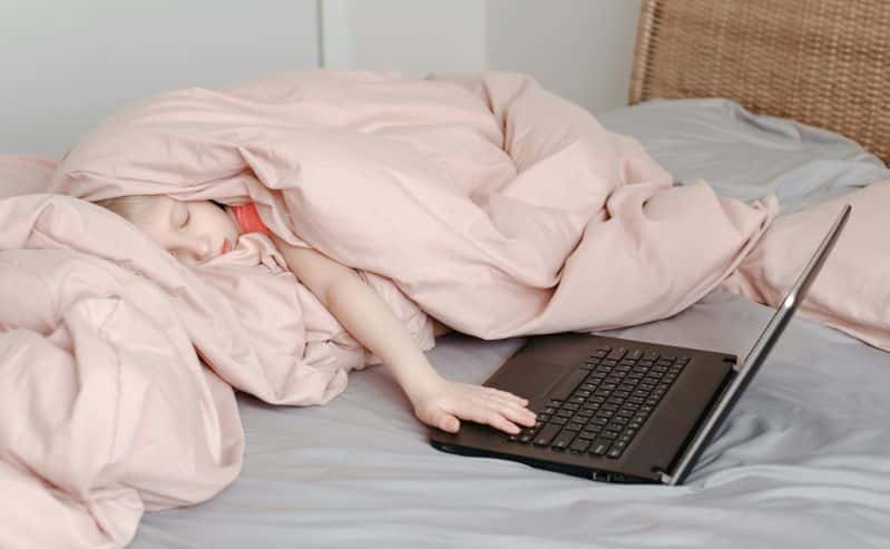 Kako riješiti problem spavanja laptopa kada je zatvoren?