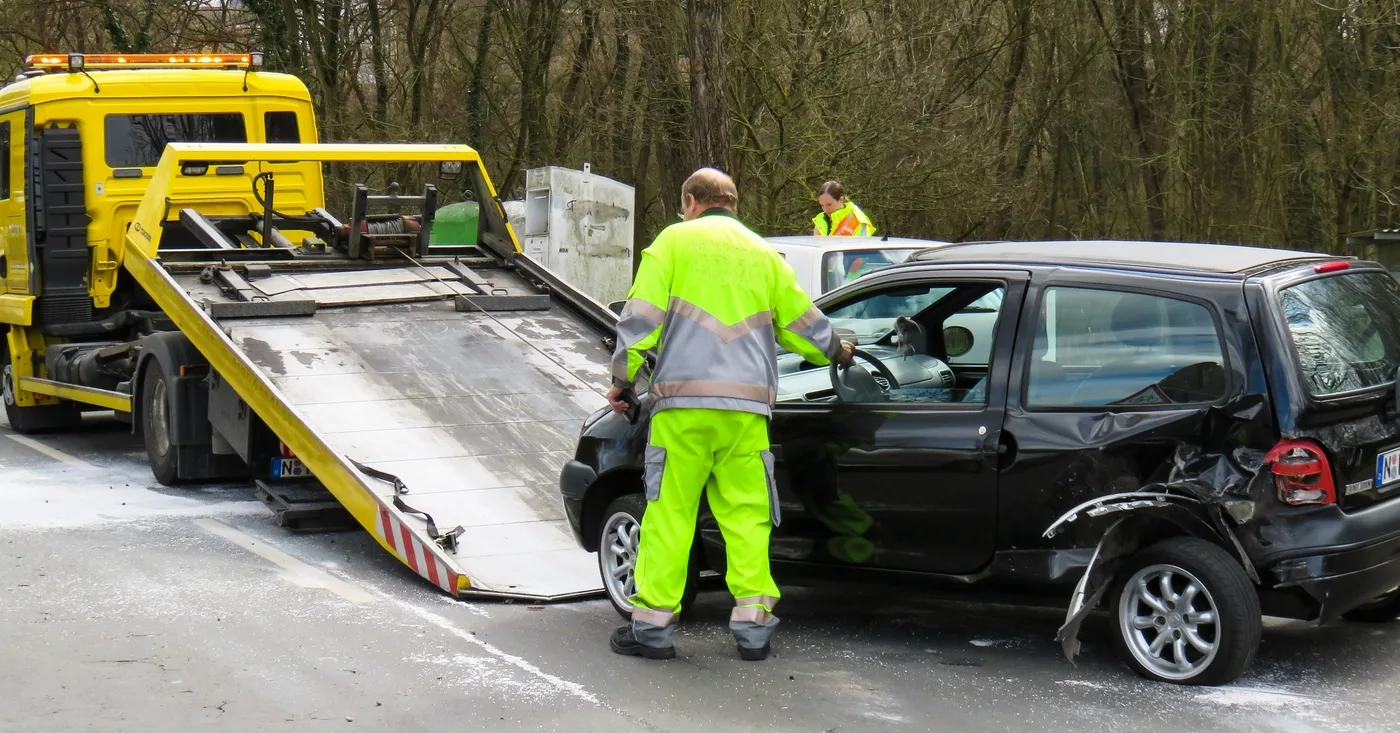 Lažne šlep službe patroliraju cestama prema moru u Hrvatskoj: “To je krađa”