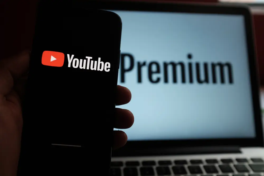 Mogućnost uklanjanja AI generisanog sadržaja koji imitira korisnike na YouTube-u