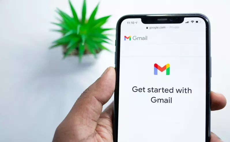 Kako upravljati više Gmail korisničkih računa i provjeriti e-poštu s jednog mjesta?
