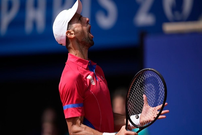 Novak Đoković oborio Alkaraza i osvojio zlatnu medalju na Olimpijadi