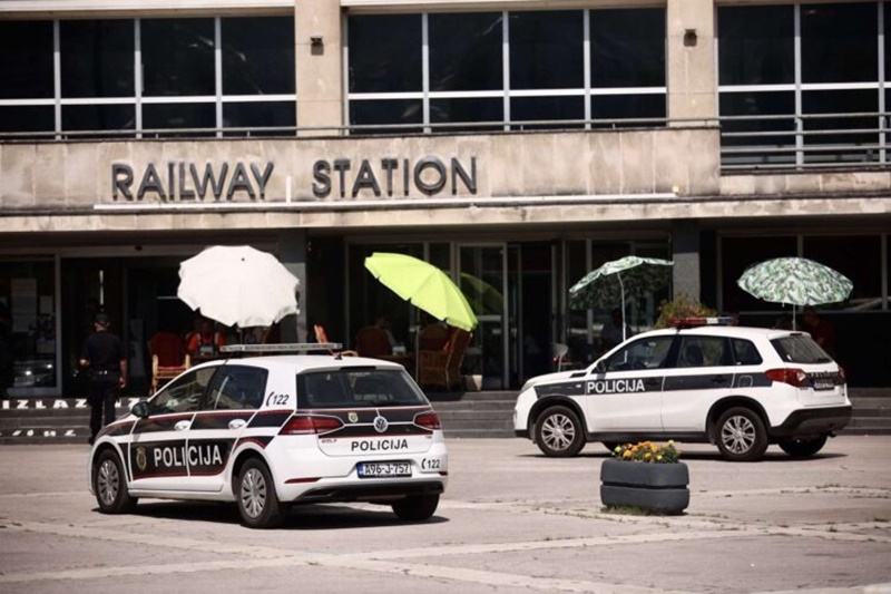 Prijatelji su se emotivnom porukom oprostili od policajke MUP-a KS.