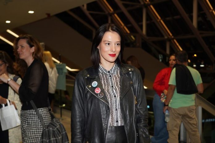 1727113257 Milena Radulovic Se Prosle Sedmice Dva Puta Pojavila U Cipelama