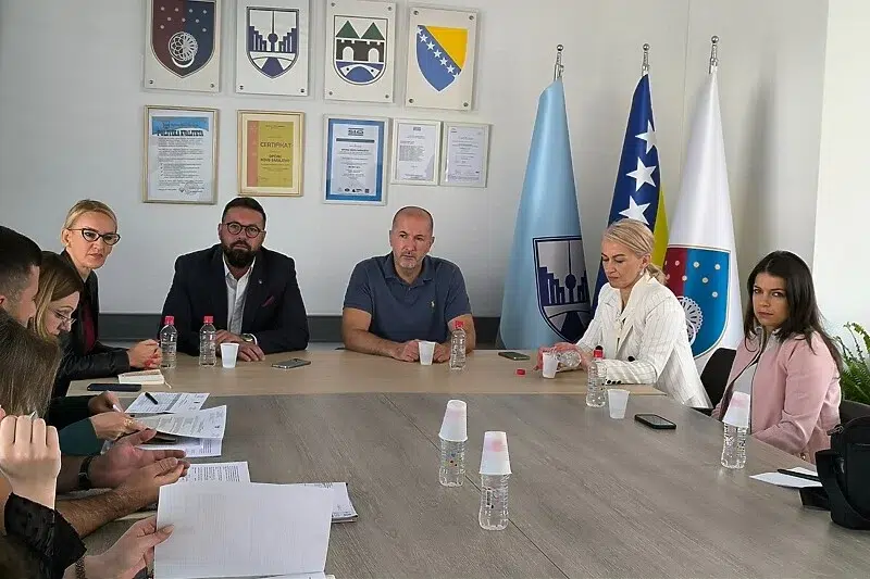 Održan sastanak o faznoj izgradnji južne tribine stadiona Grbavica