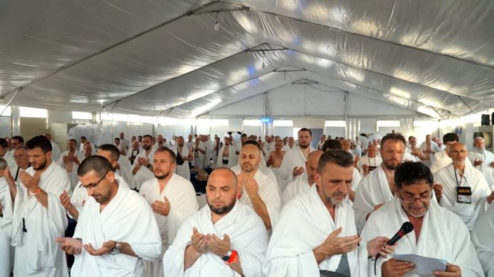 Pocetak Prijave Za Hadz Iz Bih Je Zakazan Za 2