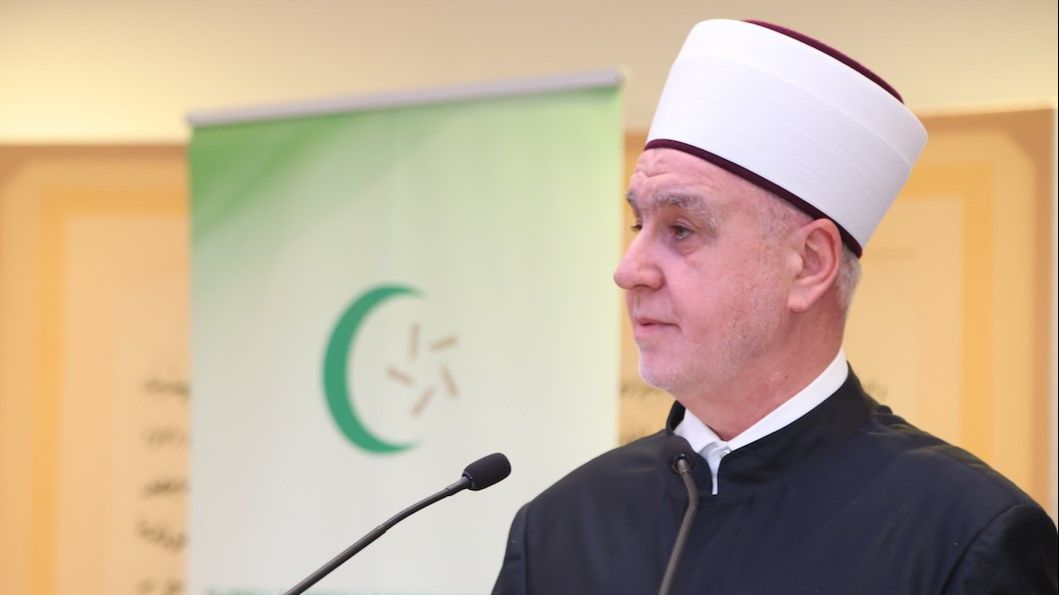 Reisu-l-ulema: Imami su uvijek uz narod i dijele njegove brige