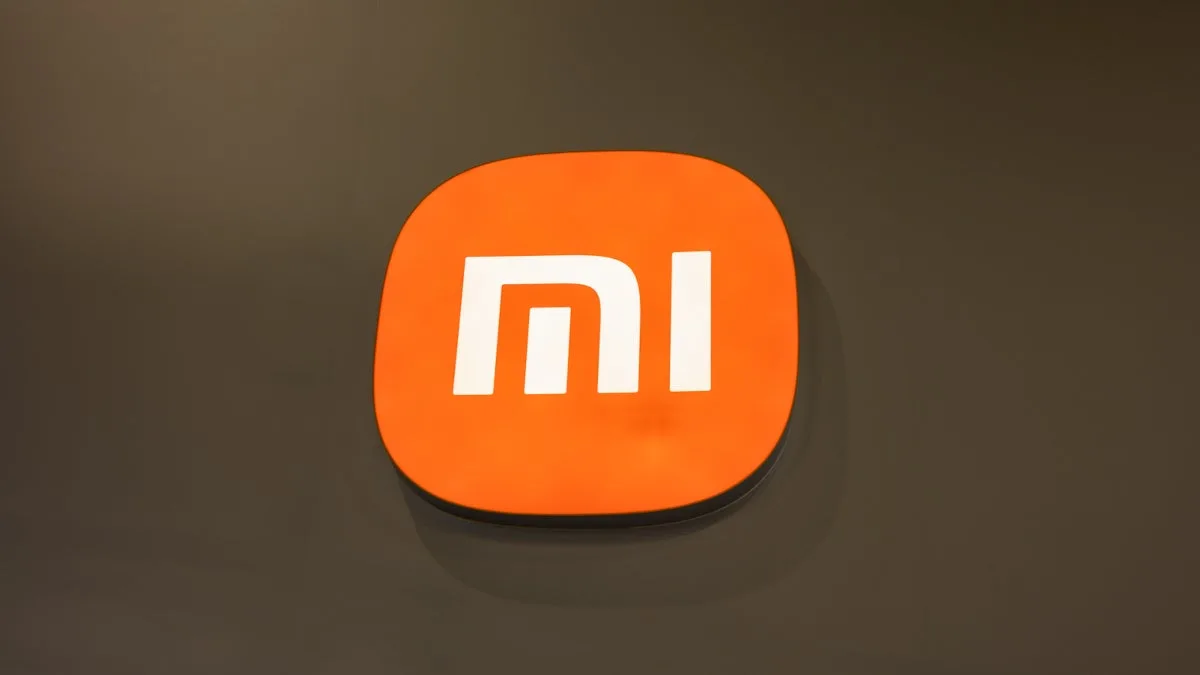 Xiaomi predstavio patent za trostruko sklopivi telefon