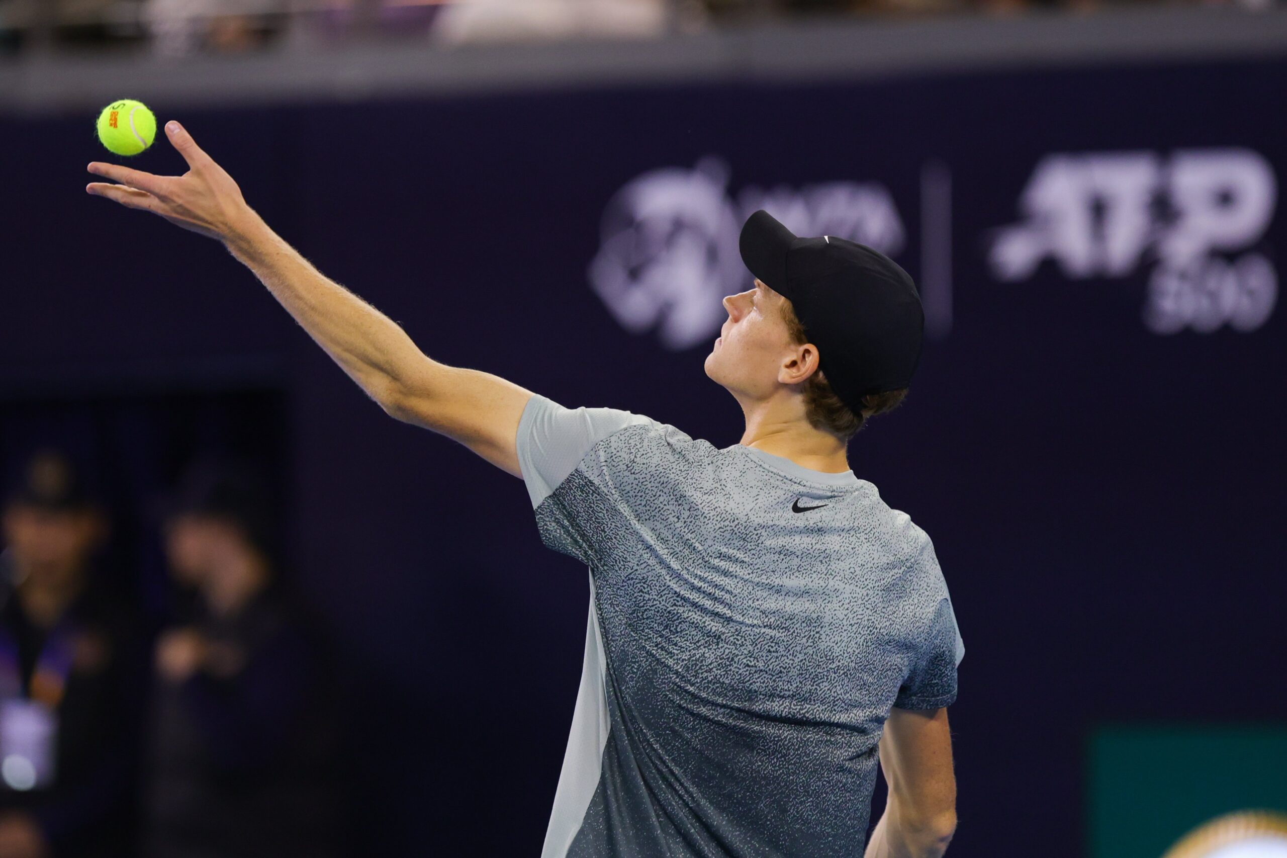 ATP PEKING: Siner pobijedio domaću senzaciju