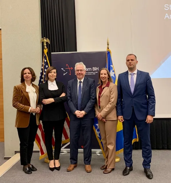 AmCham BiH objavljuje procjenu ekonomskog uticaja pokazujući koristi kompanija članica za bh. ekonomiju i društvo – Poslovni Magazin