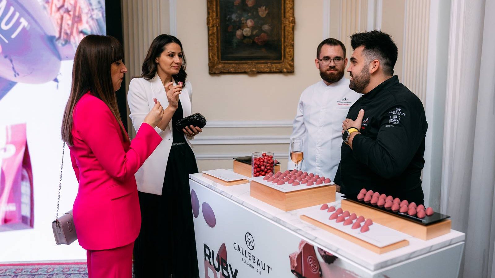 Callebaut predstavio Ruby čokoladu RB2: intenzivnija boja i voćniji ukus u drugoj generaciji Ruby čokolade