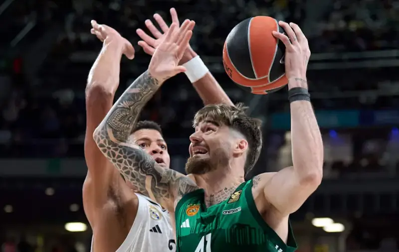 EUROLIGA: Fenerbahče nadmašio Zvezdu, Real i Armani reprizirali finalni susret, NBA spektakl u Minhenu!