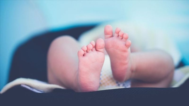 Očeva prodaja djeteta radi kockanja na internetu.