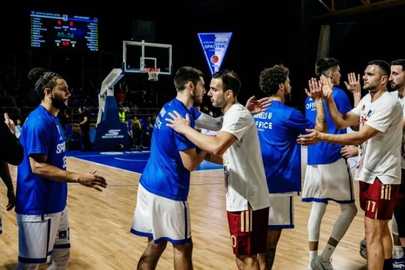 SKORO VELIKI PREOKRET: Spartak vodio sa +21, FMP poražen u Subotici!