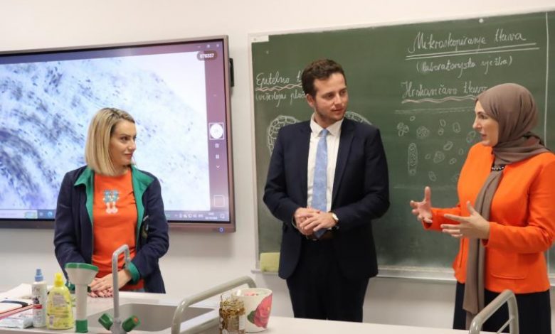 Savremeni kabineti hemije i fizike u osnovnim školama Kantona Sarajevo inspirišu učenike na profesionalni razvoj