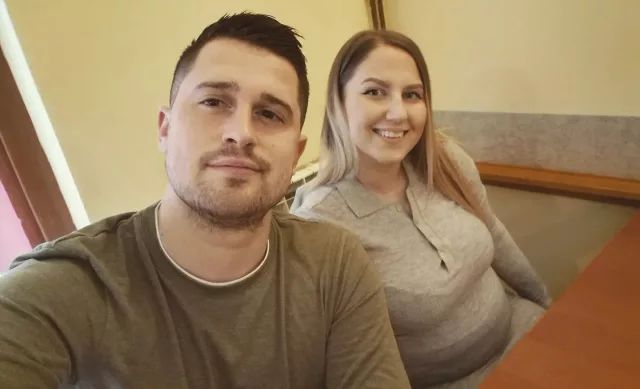 Njemacki Doktor Kleknuo Je Pred Jasminom Sakanovica Trazio Oprost Kako