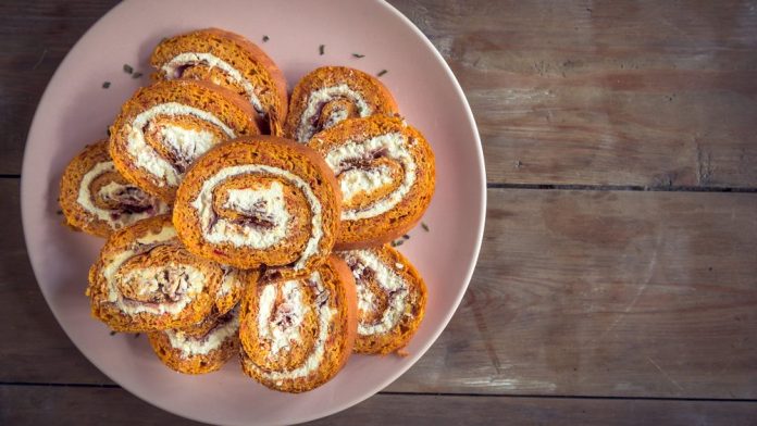 Rolat S Ajvarom Recept Za Omiljeno Slavensko Predjelo Koje