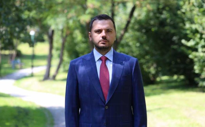Semir Halilovic Podnio Ostavku Na Poziciju Ambasadora Bih U Kataru