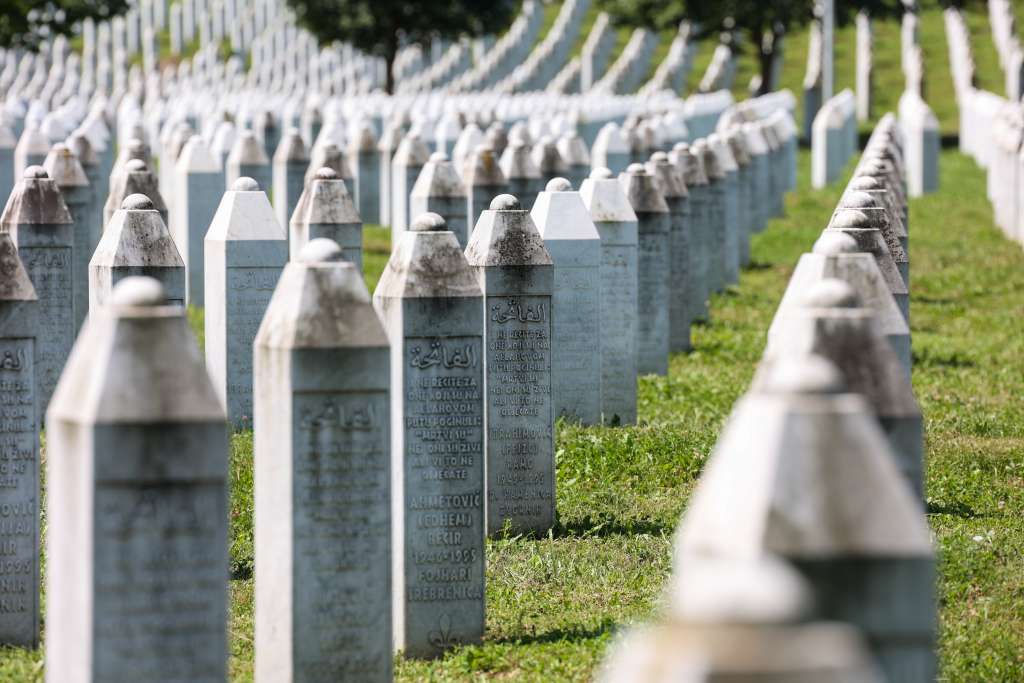 Vlada Holandije daje milion eura Memorijalnom centru Srebrenica