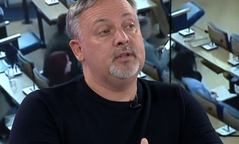 Dević za TVSA: Potencijal razvojnog budžeta bukvalno je uništen kreditnim zaduženjima (VIDEO)