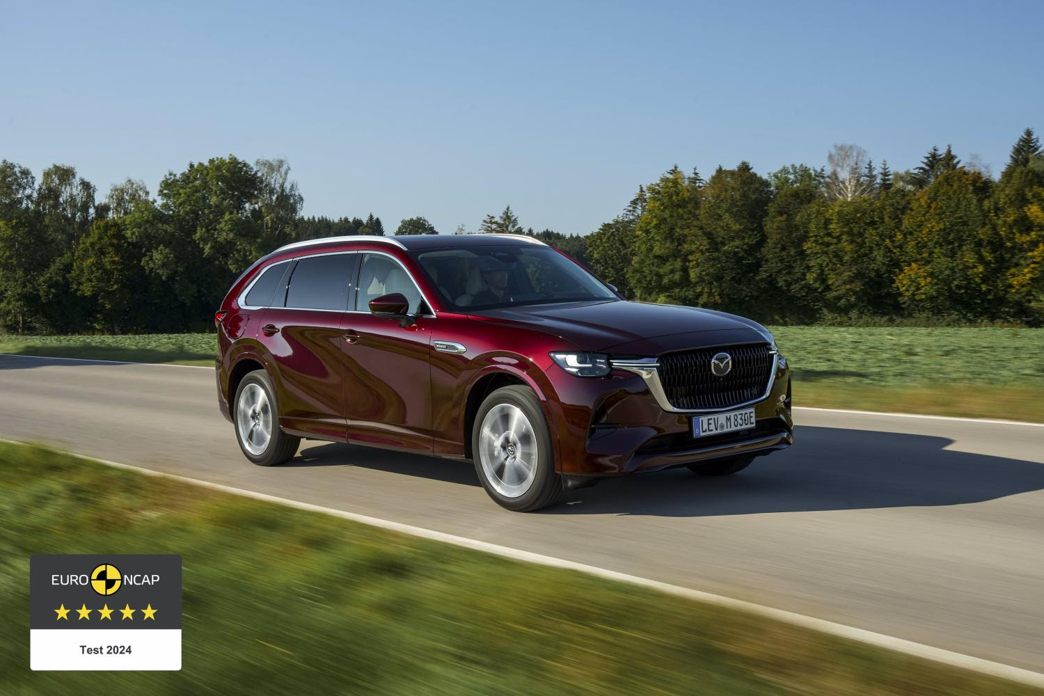 Potpuno nova Mazda CX-80 postigla je maksimalnu ocjenu od pet zvjezdica na najnovijem Euro NCAP