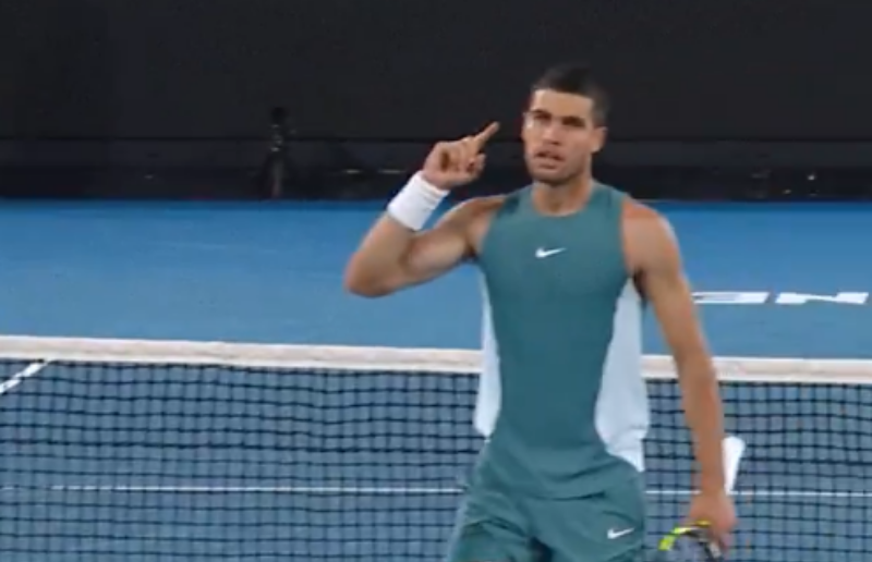 AUSTRALIAN OPEN: Alcaraz odigrao dva seta s Britancem, Novak čeka spektakl!