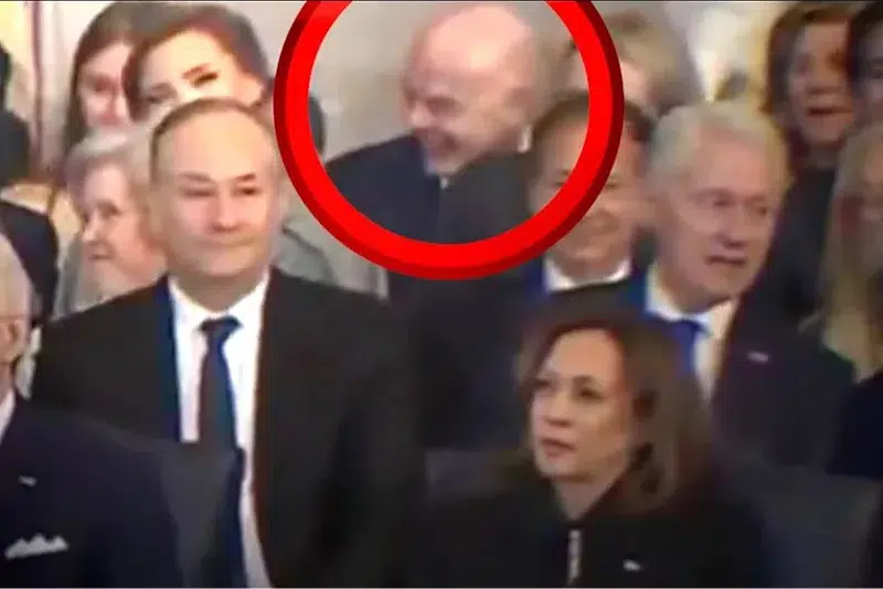 Prvi čovjek FIFA-e bio je na inauguraciji, prasnuo je u smijeh Trumpu nakon najave o Meksičkom zaljevu
