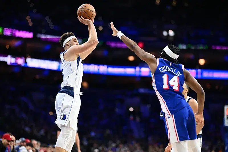 Dallas u prvoj utakmici u “post Dončićevoj eri” poražen od Philadelphije, James vodio Lakerse do trijumfa