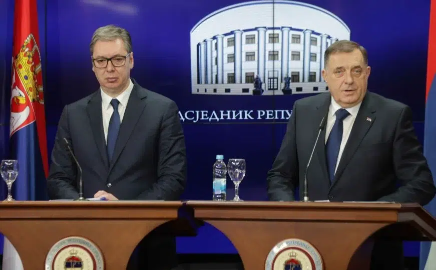 Dodik u društvu Vučića vrijeđao BiH: “Propala zemlja. Ništa od nje nema”