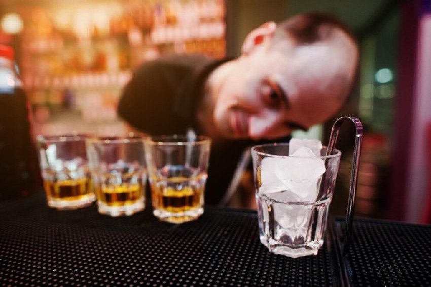 Ovan, Bik, Blizanci i rak obično postaju alkoholičari, nemaju mjeru kada je u pitanju piće