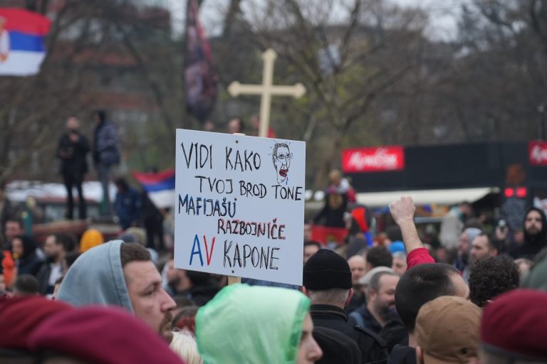 Popis stvari koje su RSS Gigla i drugi zanimljivi transparenti obilježili današnji prosvjed