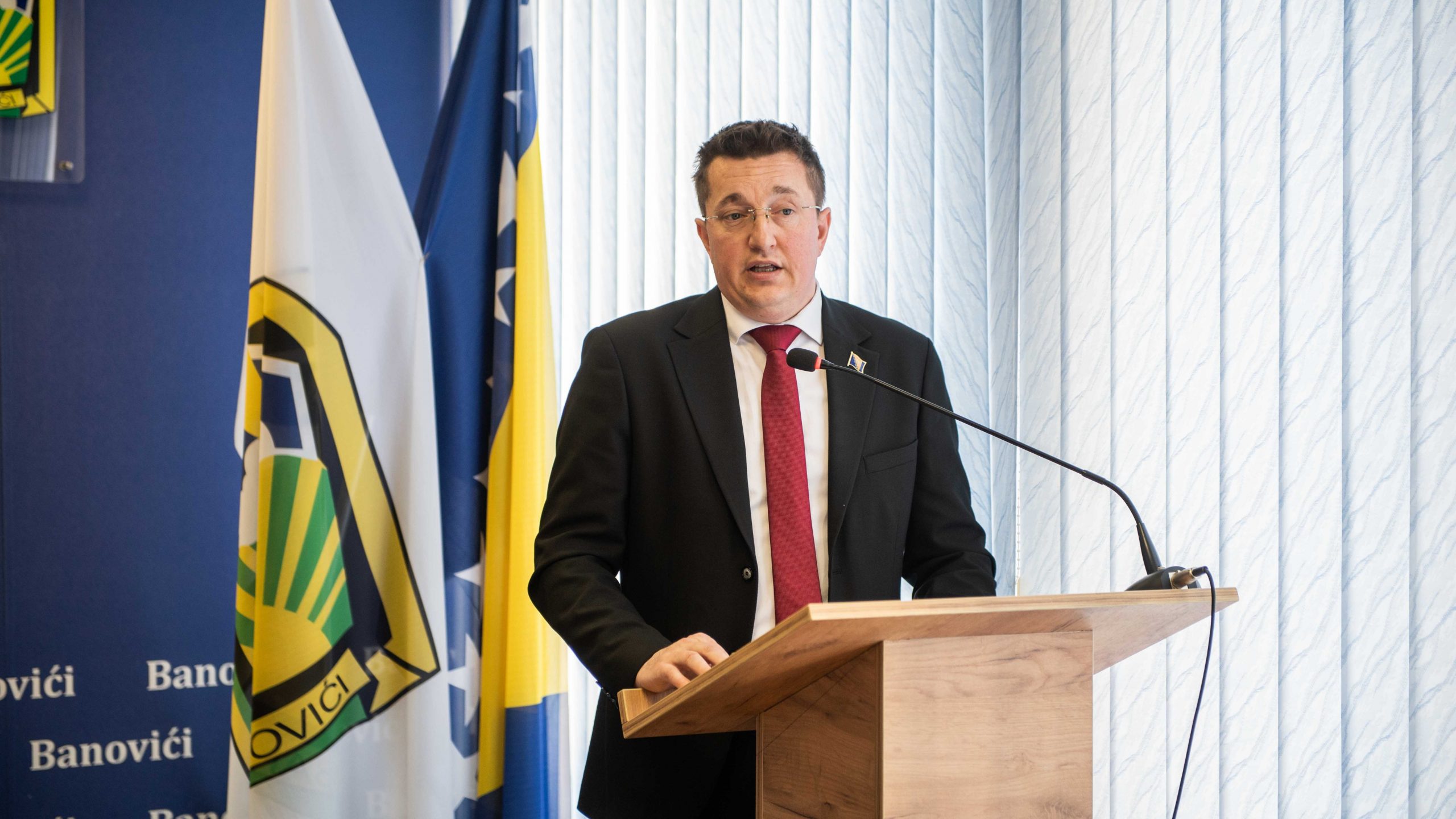 Načelnik Banovića povećao plate uposlenicima javnih ustanova i do 75 posto