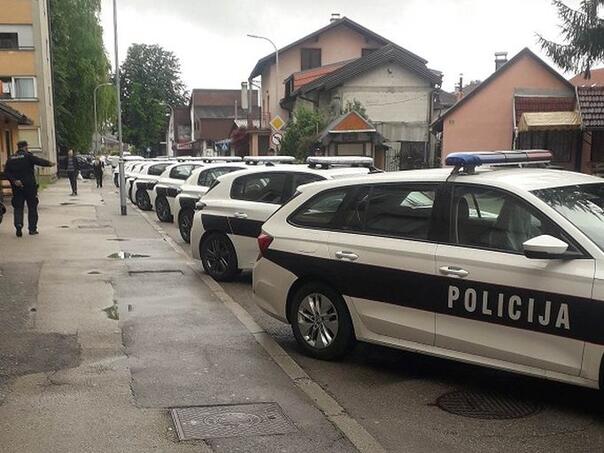 Sanski Most Pronadena I Beba Od Cetiri Mjeseca Uhapseni Majka