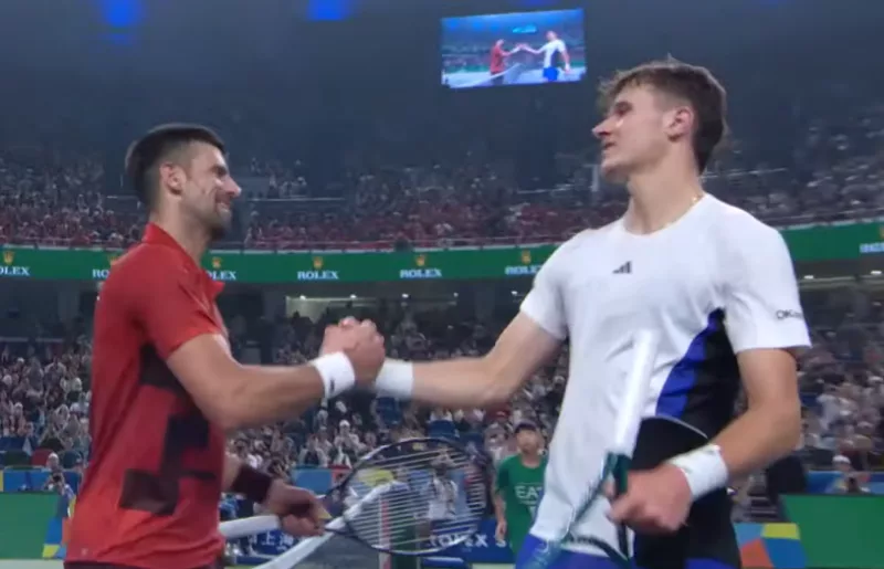 Tko je Jakub Menšik, posljednja prepreka Đokoviću koji je dosegao 100. Peharu u Miamiju?