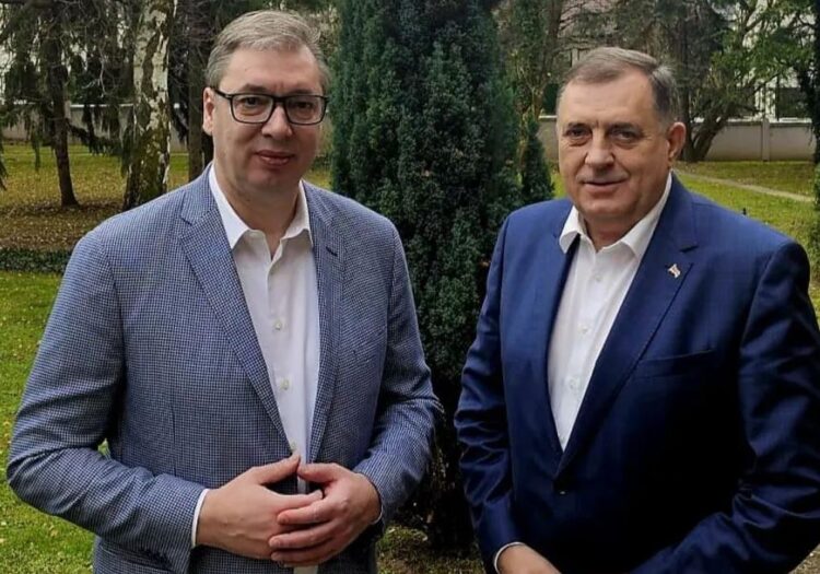 Vučić i Dodik očajnički traže pažnju Trumpu, hoće li im pomoći: Evo šta bi oni dali SAD-u