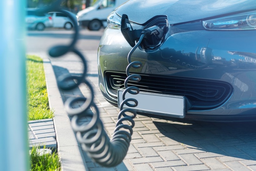 Utjecaj električnih vozila na globalno tržište nafte i fosilnih goriva