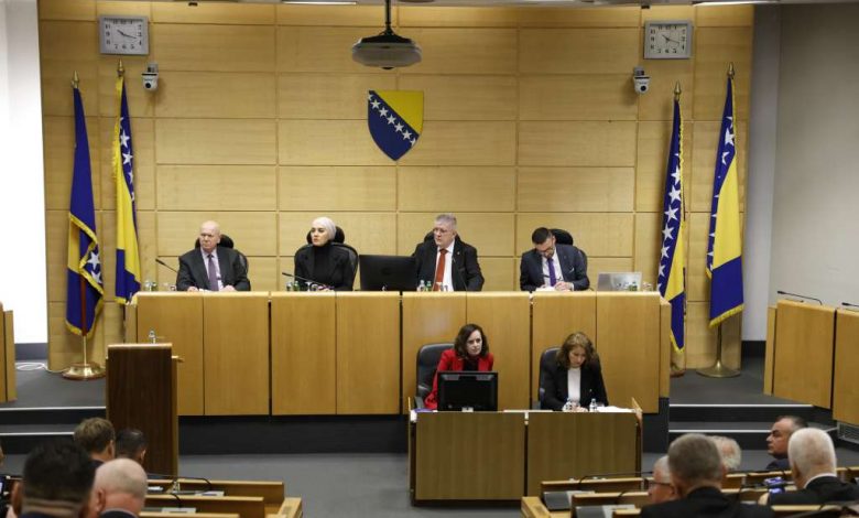 Imenovan Upravni odbor RTVFBiH, Larisa Velić sutkinja Ustavnog suda BiH