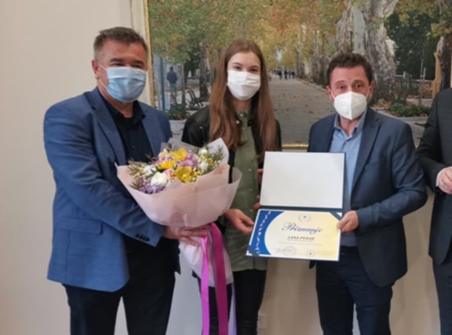 Kordić i Marić prevarili Lanu Pudar koja napušta domovinu: Obećani bazen u kojeg se “utrpalo” 28 miliona i dalje neizvjestan